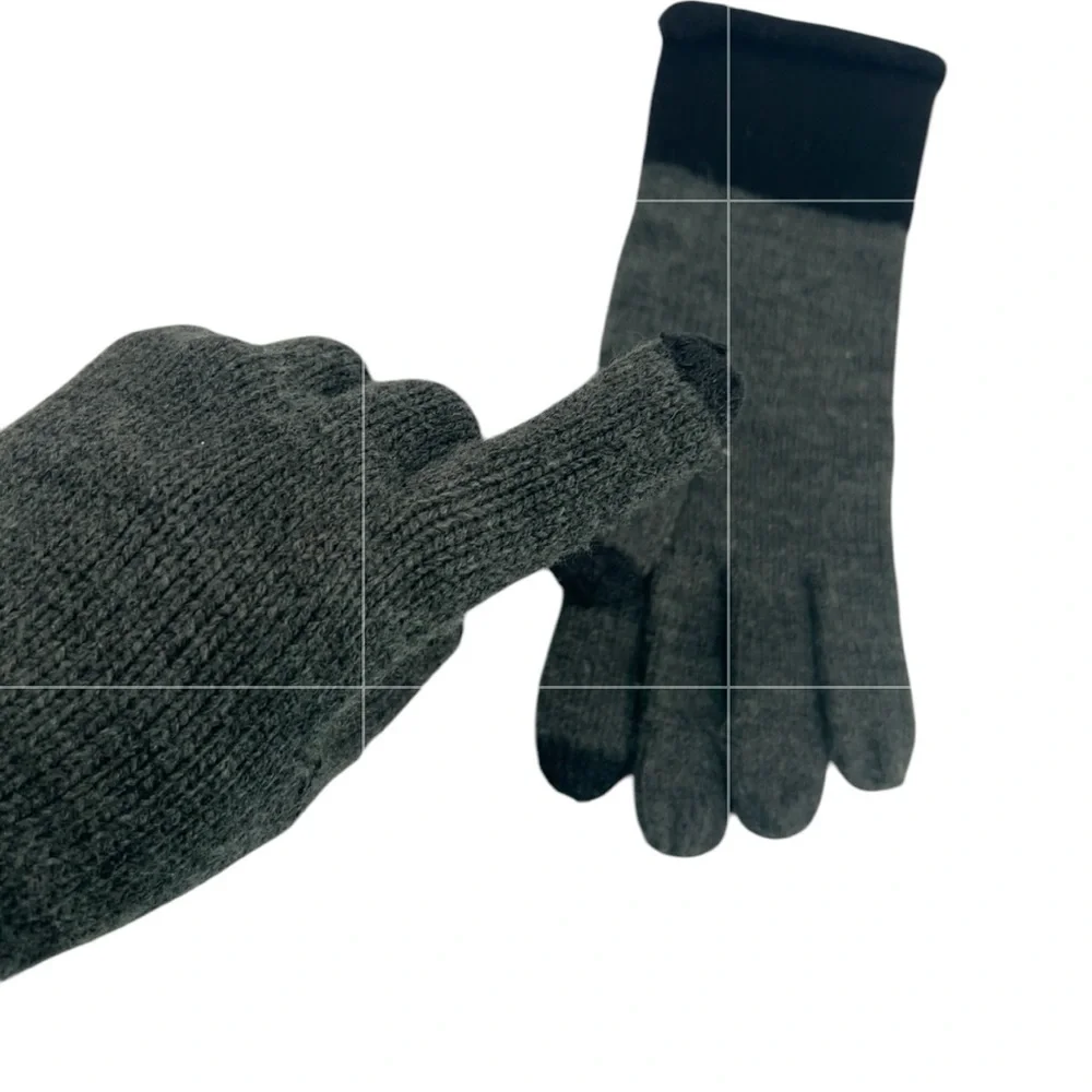 Gray Phone Tip Women’s Gloves size Medium